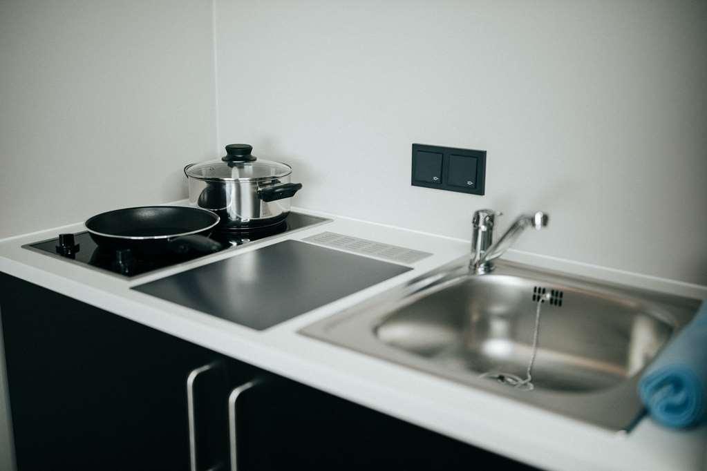 Juststay Ratingen Hotel & Apartments Номер фото