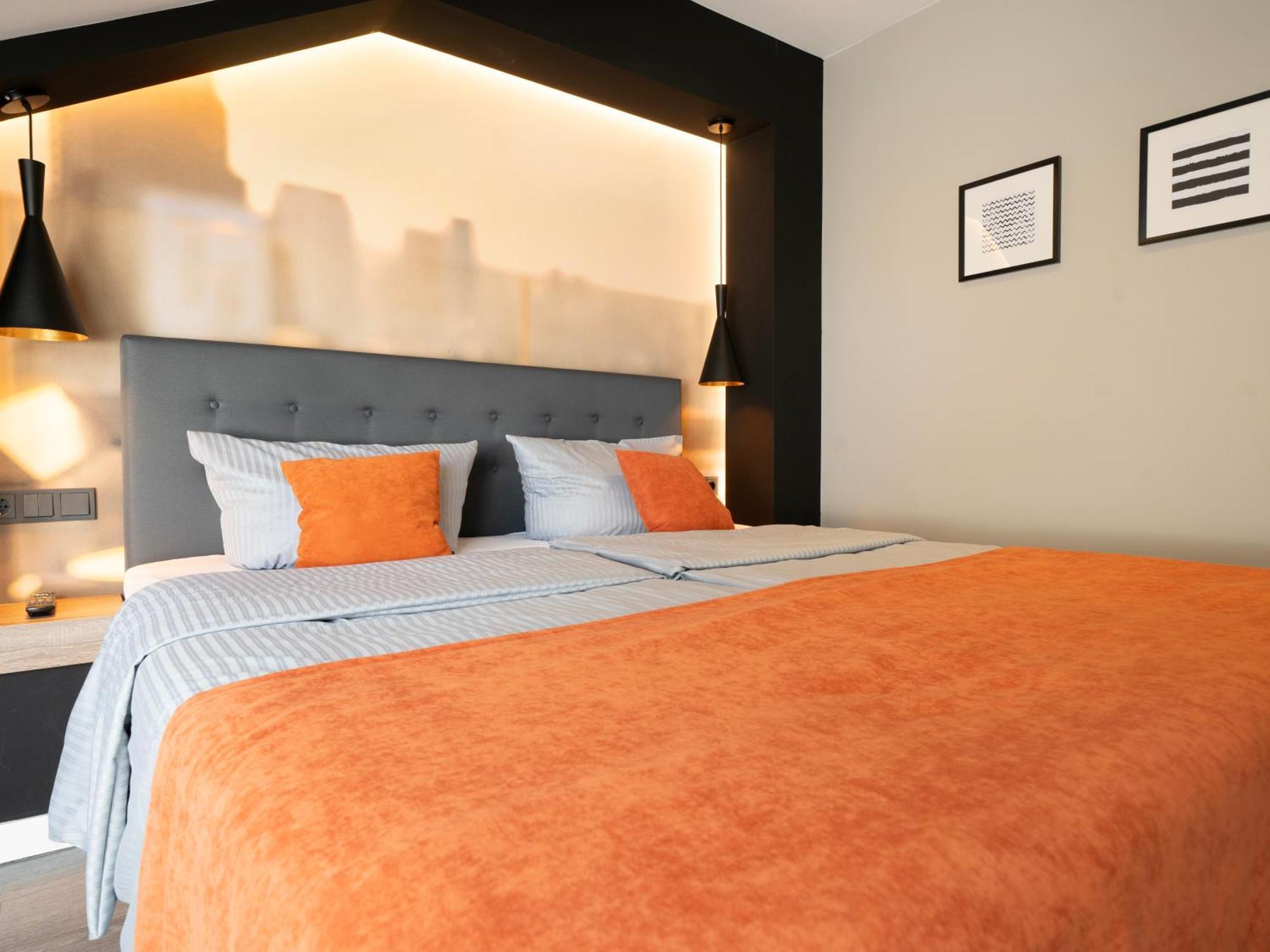 Juststay Ratingen Hotel & Apartments Экстерьер фото