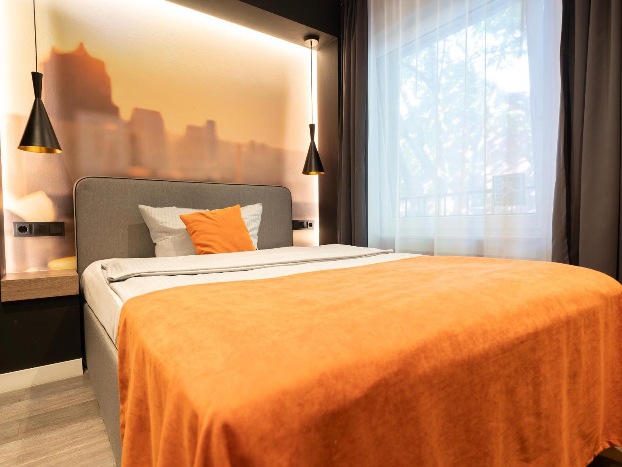 Juststay Ratingen Hotel & Apartments Экстерьер фото